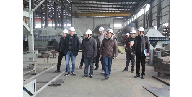 墻板機(jī)研發(fā)活動(dòng)